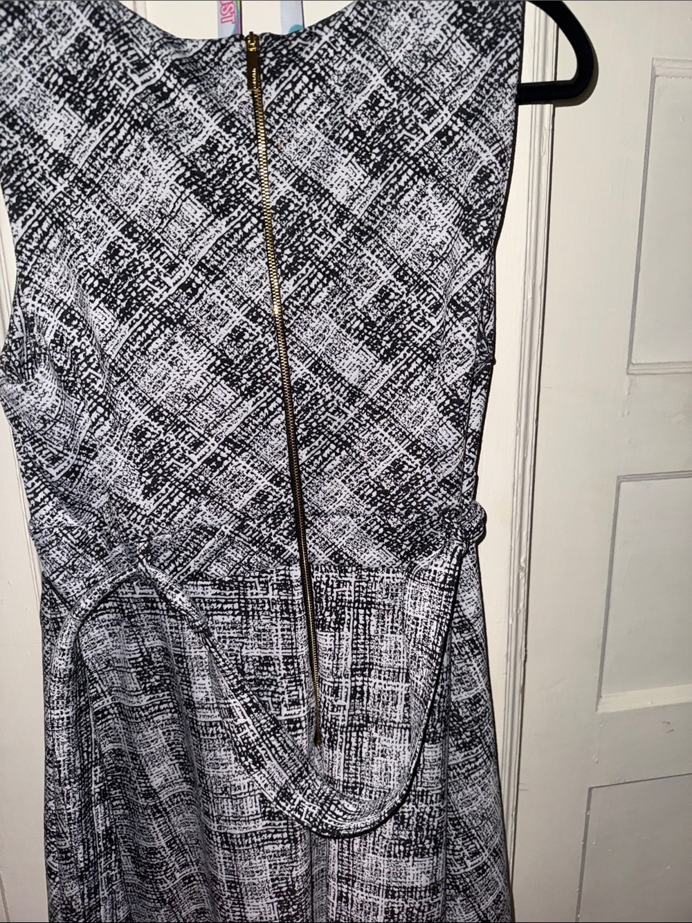 Calvin Klein Black and White Textured Midi Dress - Picture 4 of 5